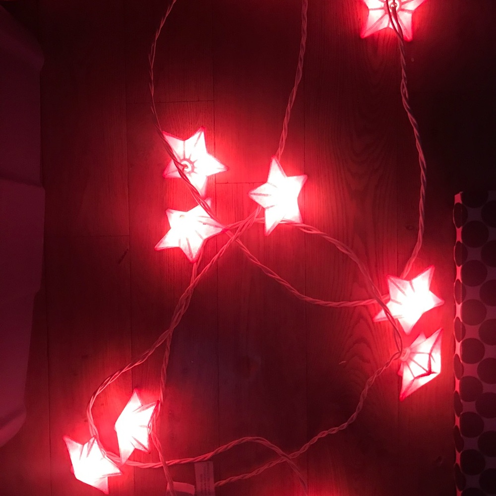 Room decor - Picture 4 of 6